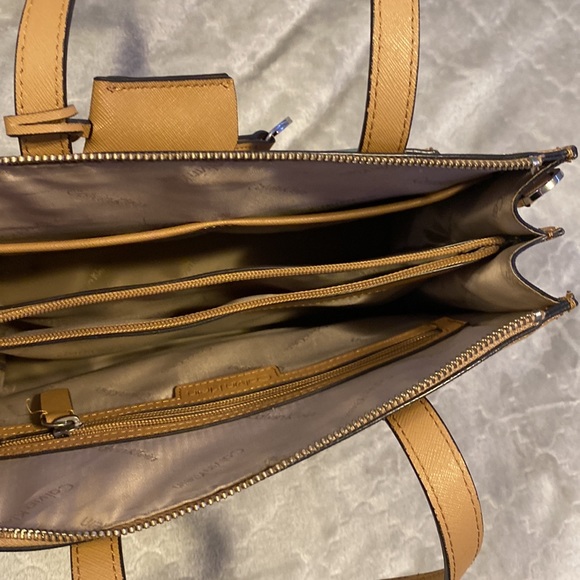 Kalvin Klein Purse/Bag - Picture 7 of 7